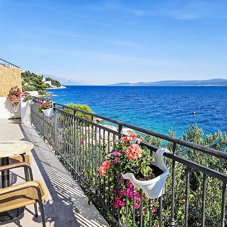 Holiday Home Lara By Interhome Omis Exterior photo